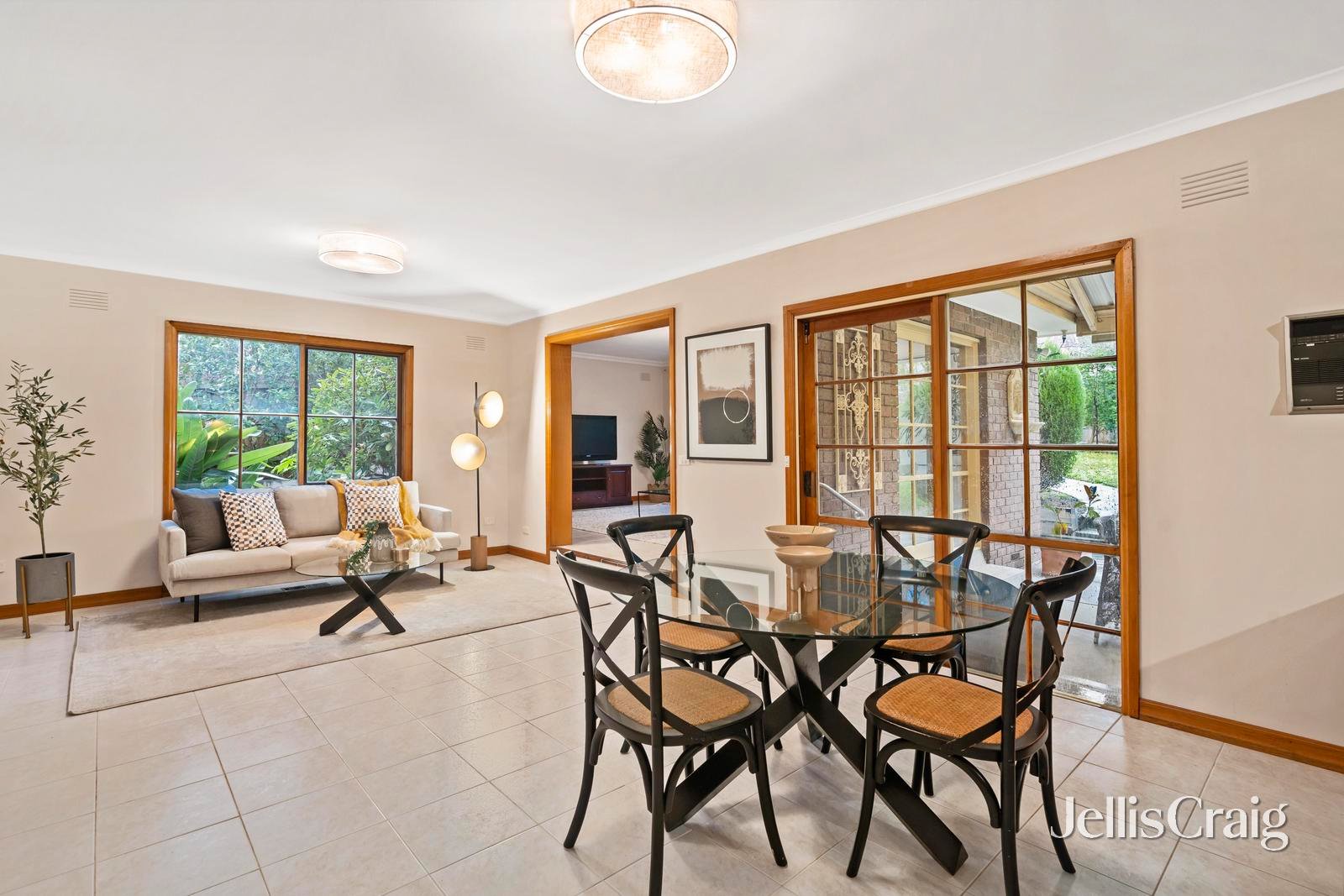 27 Aumann Drive, Templestowe image 6