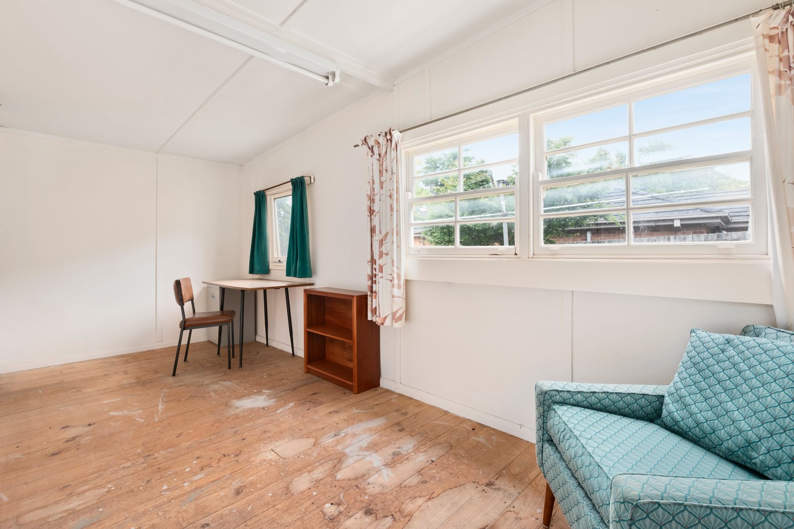 Property Gallery Thumbnail 6