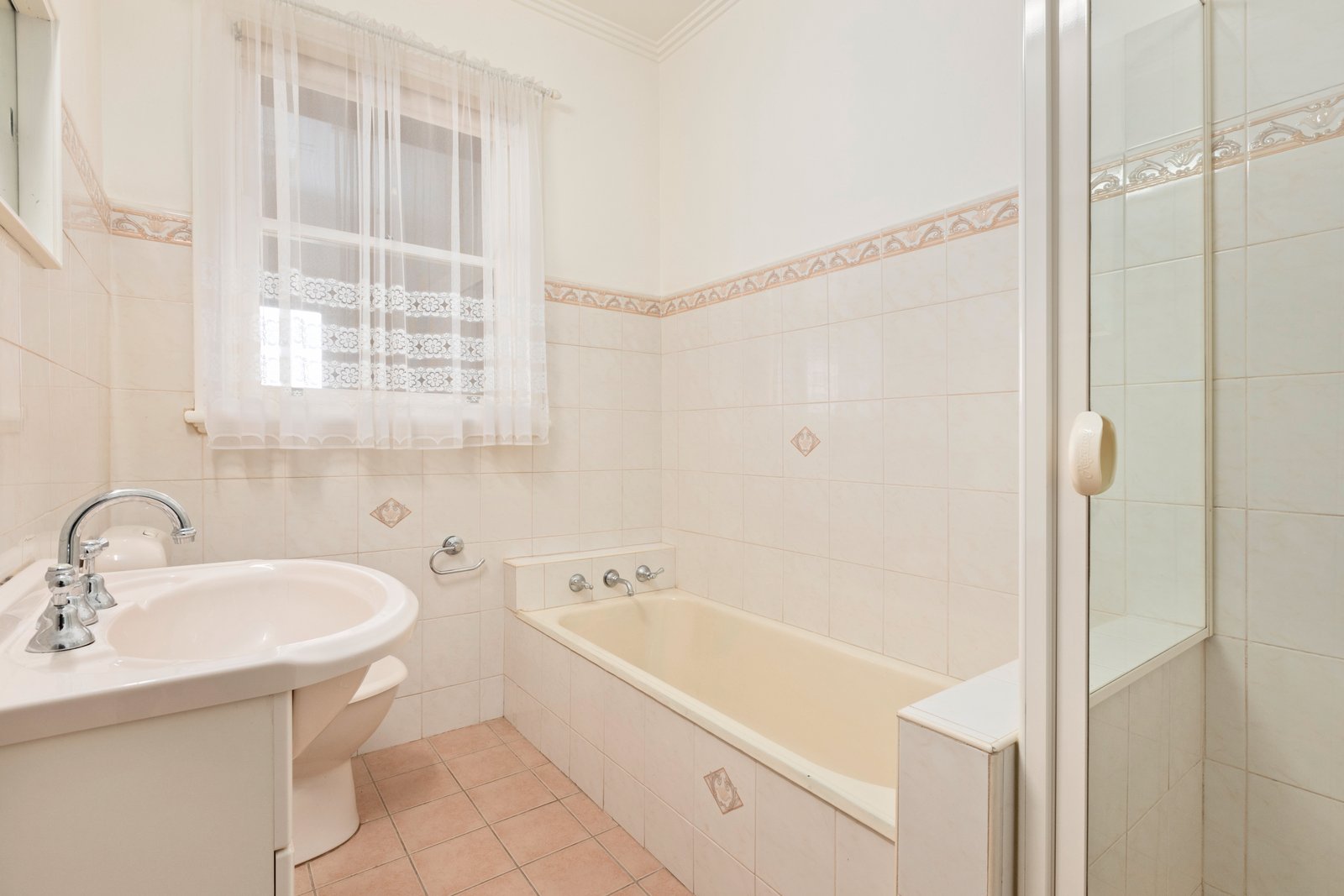 Property Gallery Thumbnail 11