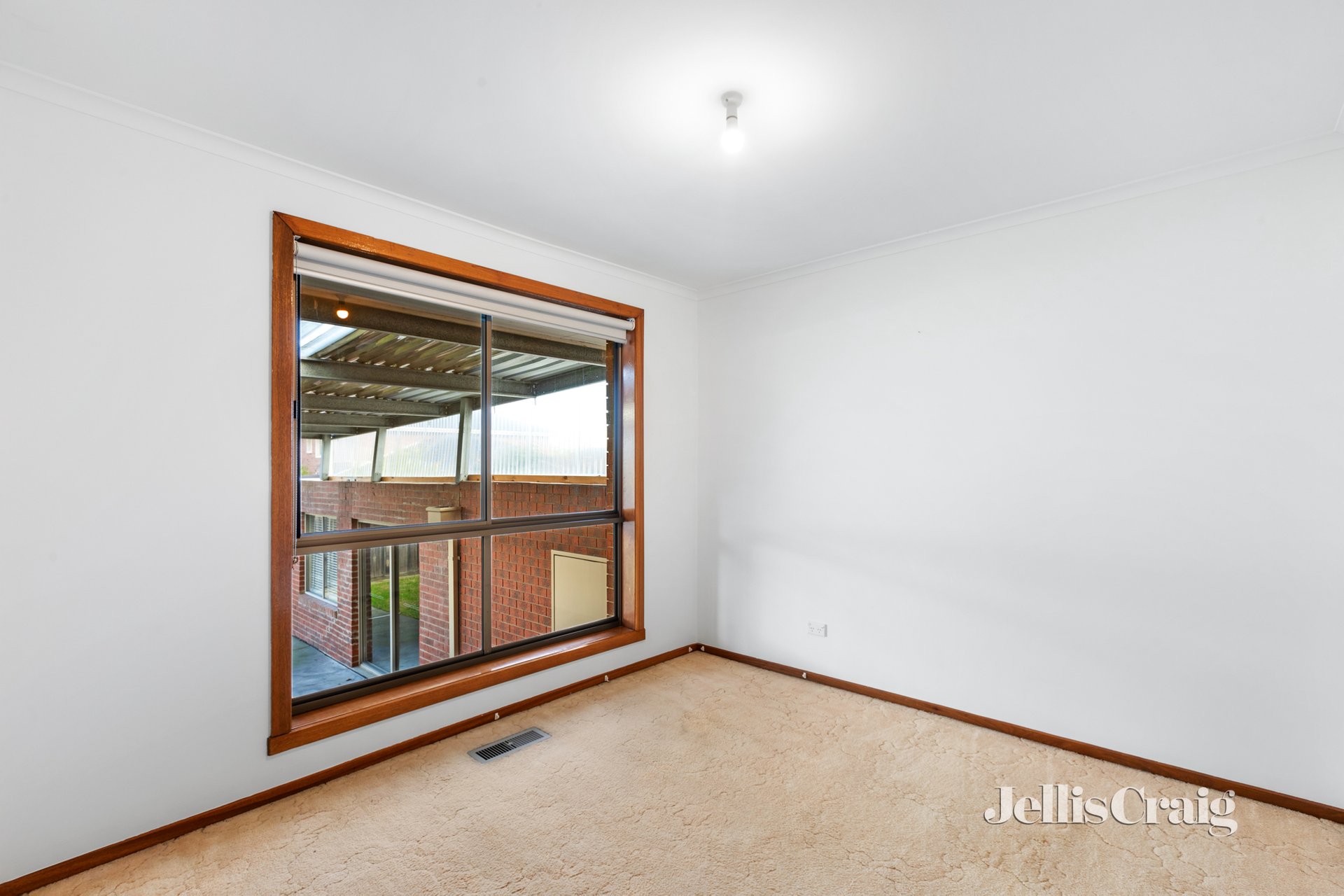 27 Azalea Avenue, Mill Park image 7