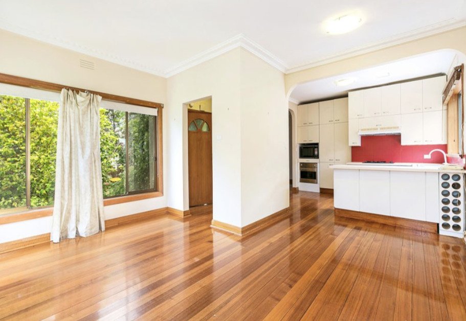 27 Bales Street, Mount Waverley image 2