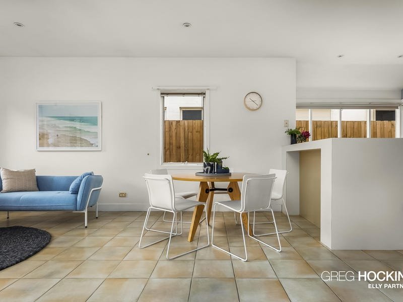 27 Bates Drive, Williamstown image 4