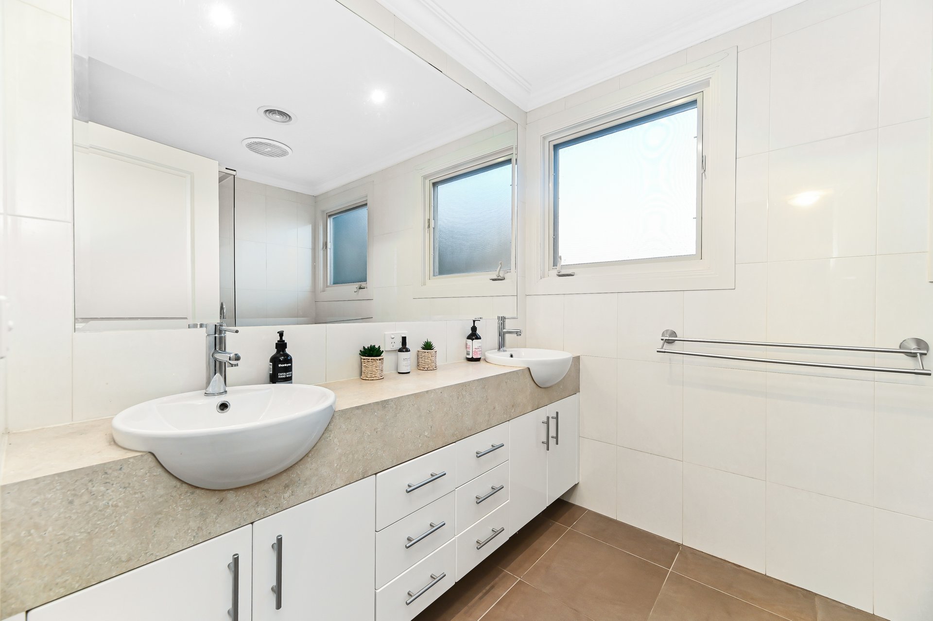 2/7 Belmont Road, Glen Waverley image 8
