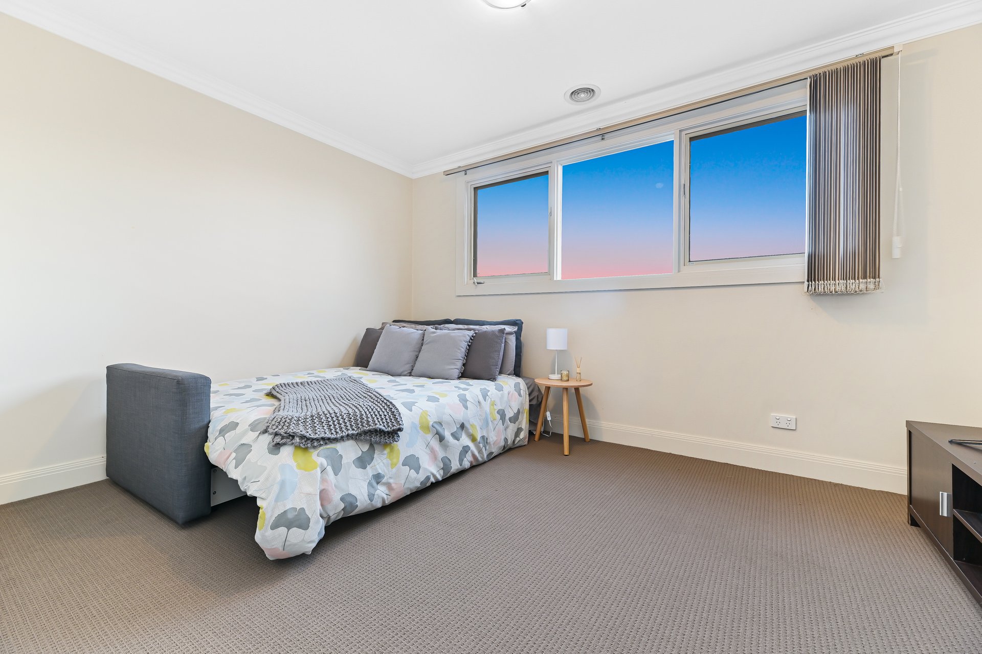 2/7 Belmont Road, Glen Waverley image 9