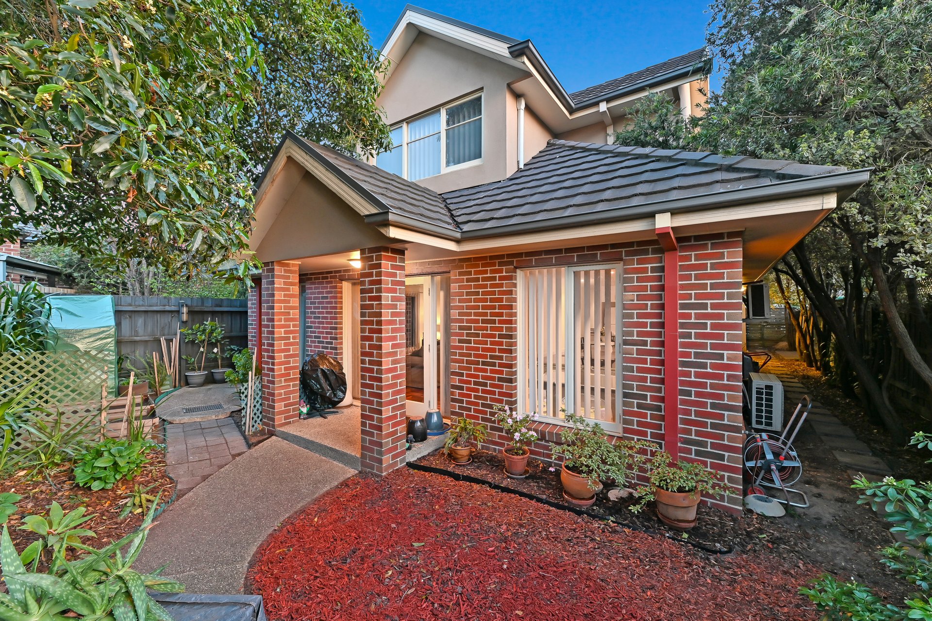 2/7 Belmont Road, Glen Waverley image 13