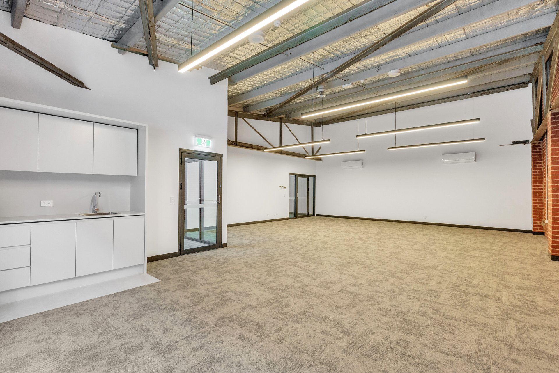 27 Belrose Avenue CHELTENHAM