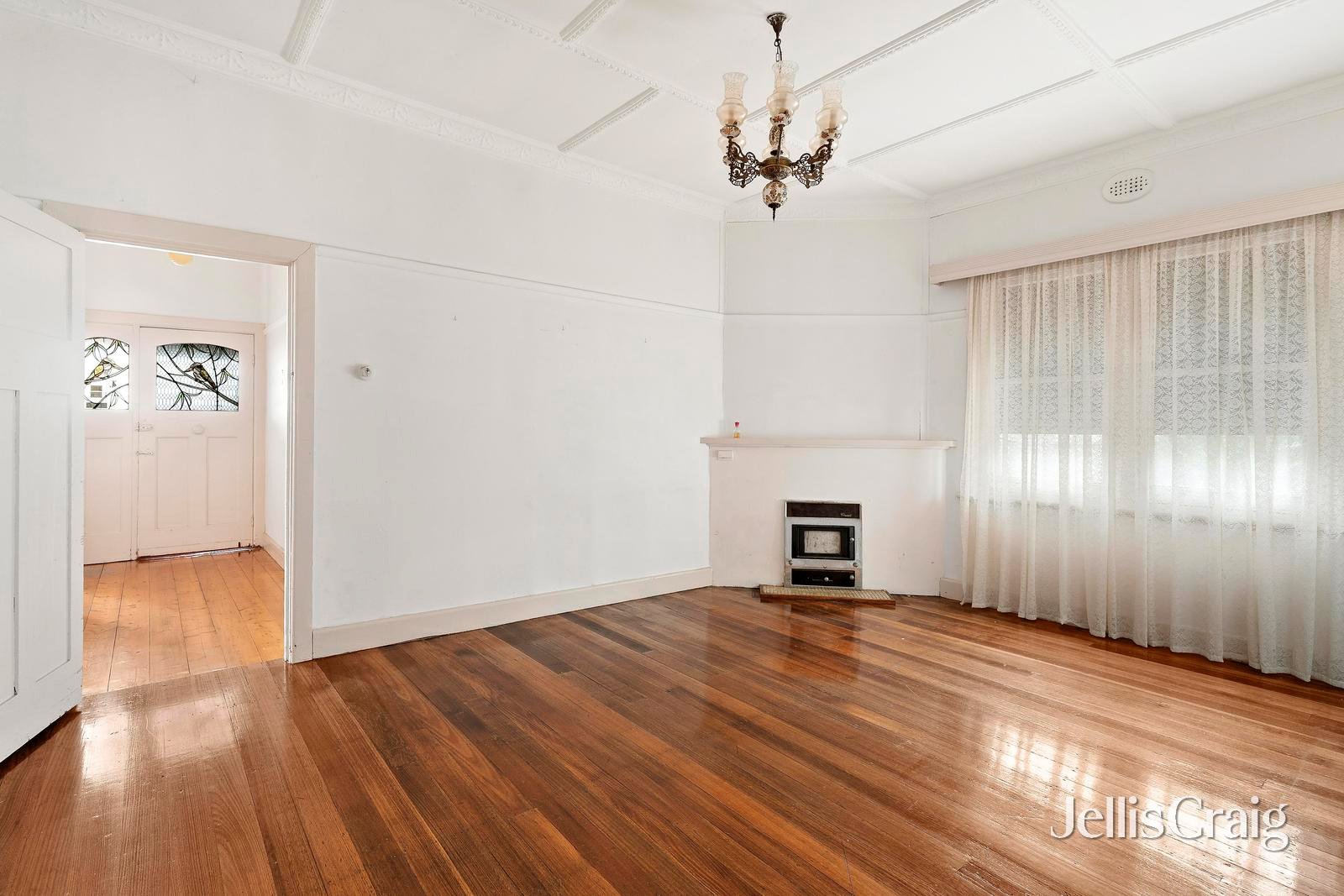 27 Bloomfield Avenue, Maribyrnong image 4