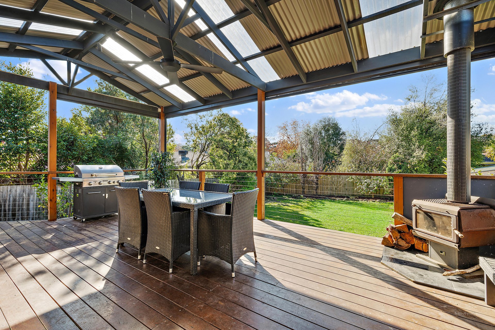 27 Blue Ridge Drive, Mooroolbark image 2