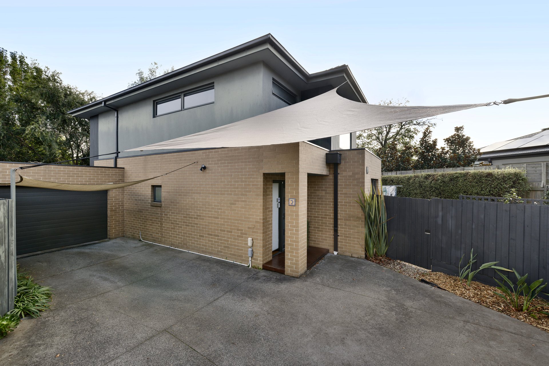 2/7 Bogong Court, Forest&nbsp;Hill image 1