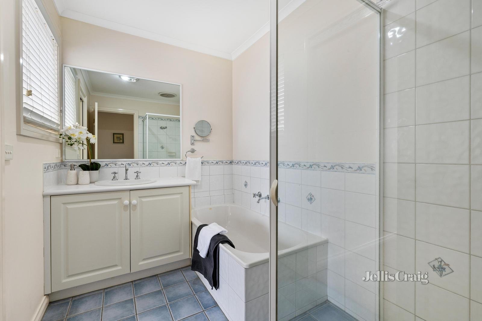 27 Brazeel Street, Blackburn South image 7