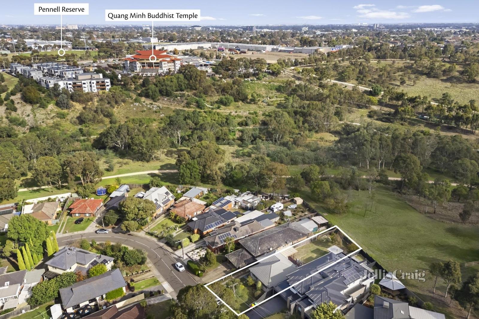 27 Brentwood Drive, Avondale Heights image 12