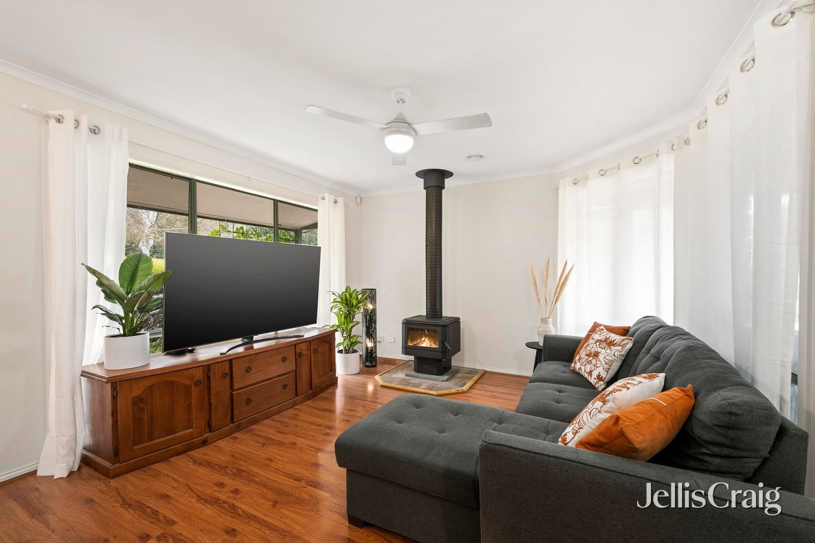 27 Bronwyn Street, Coldstream image 2