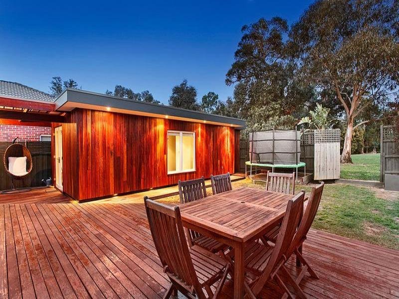 27 Brook Crescent, Box Hill South image 8