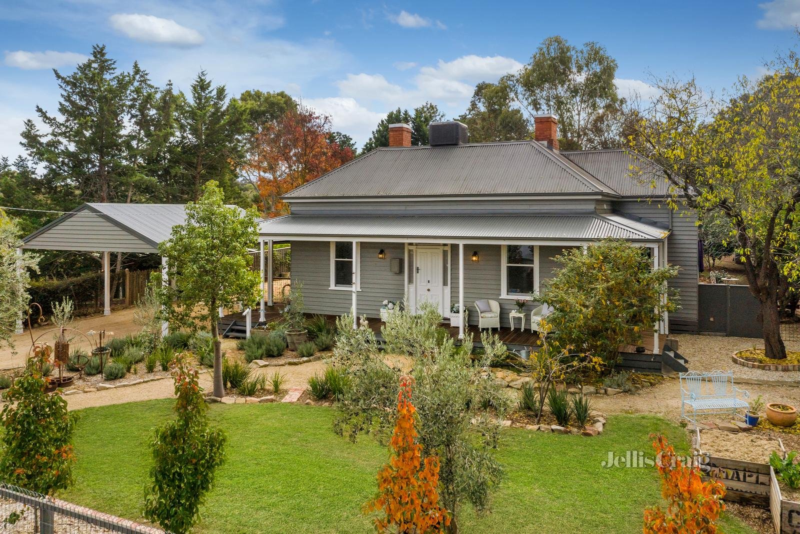 27 Brown Street, Castlemaine image 1