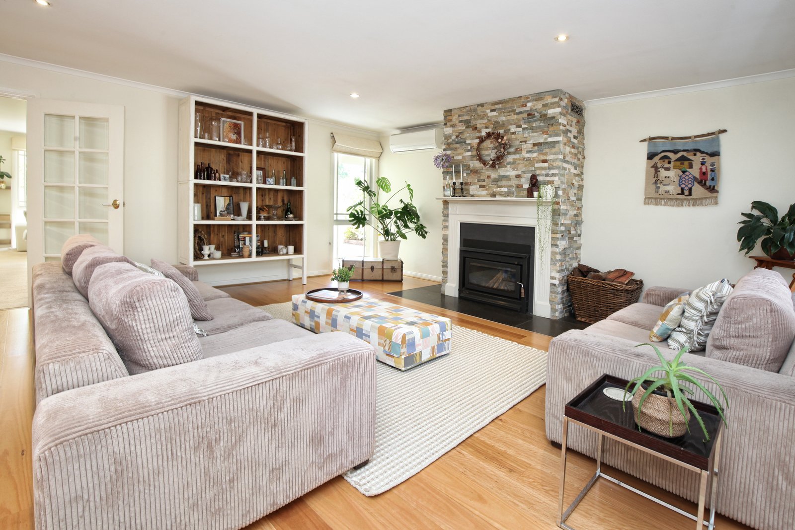 Property Gallery Thumbnail 4