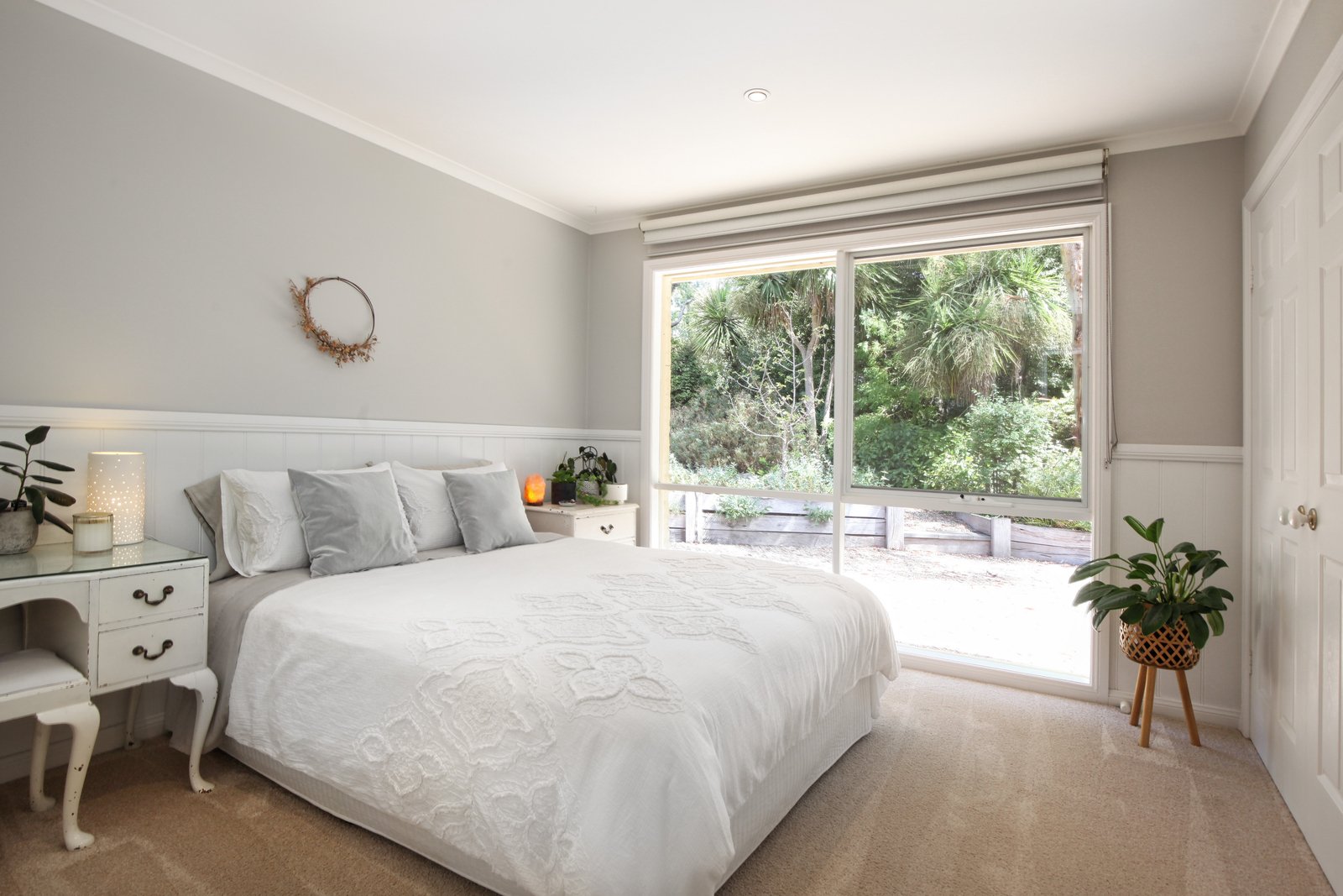 Property Gallery Thumbnail 7