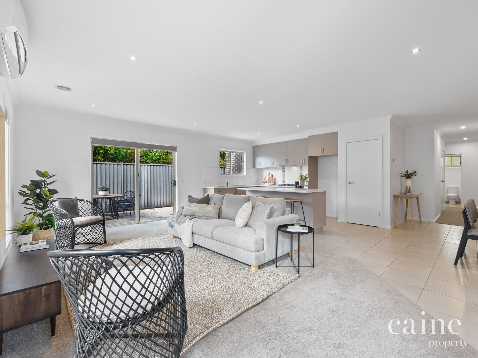 2/7 Cardigan Avenue, Alfredton image 2