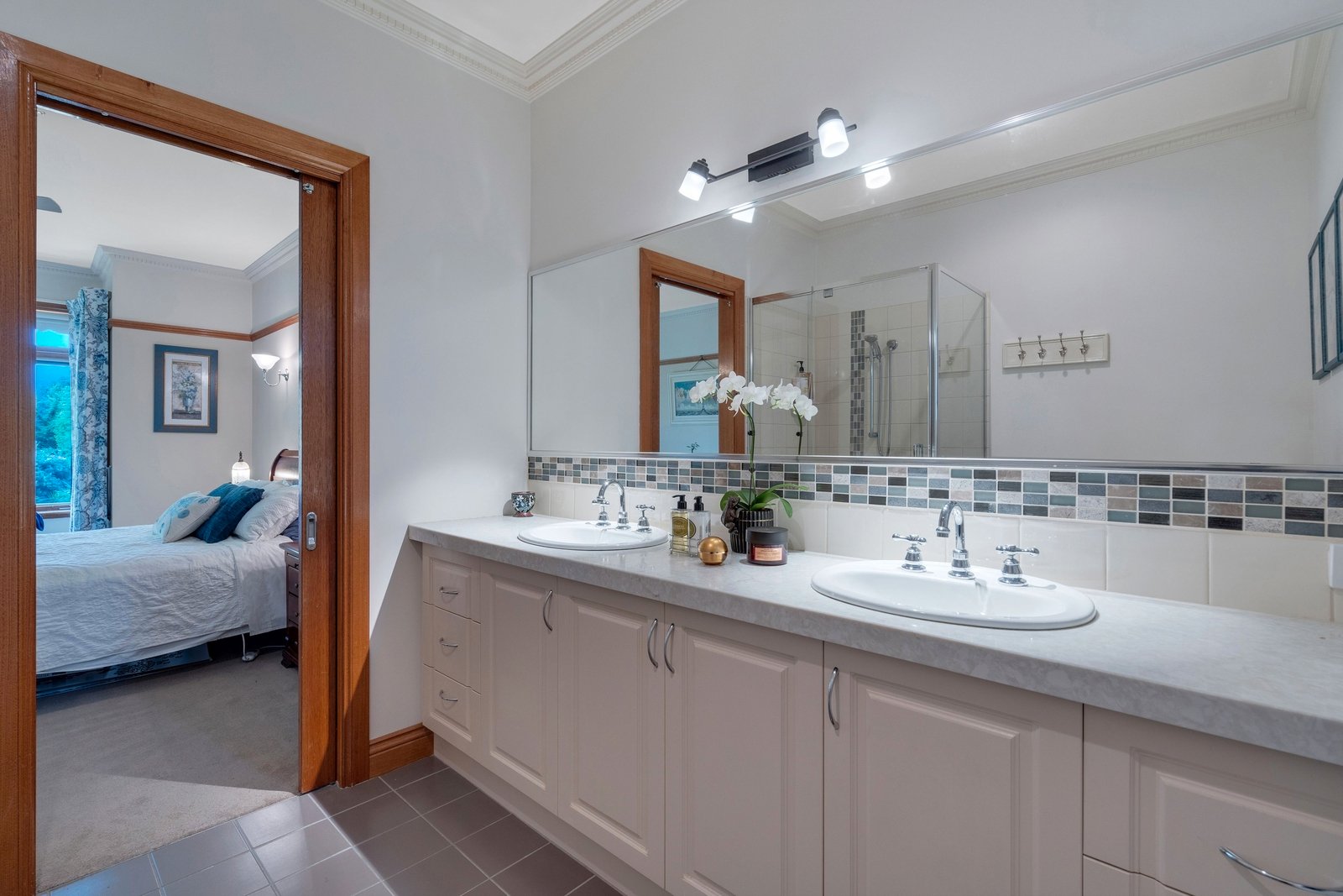 Property Gallery Thumbnail 17