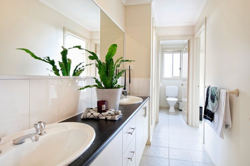 Property Gallery Thumbnail 9