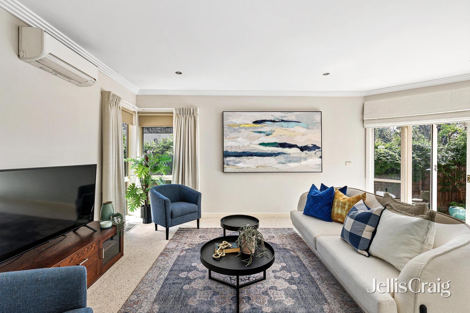 2/7 Cecil Street, Eltham image 2