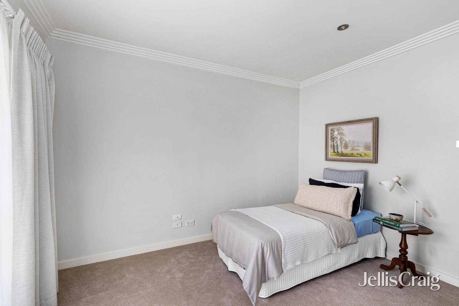 2/7 Cecil Street, Eltham image 9