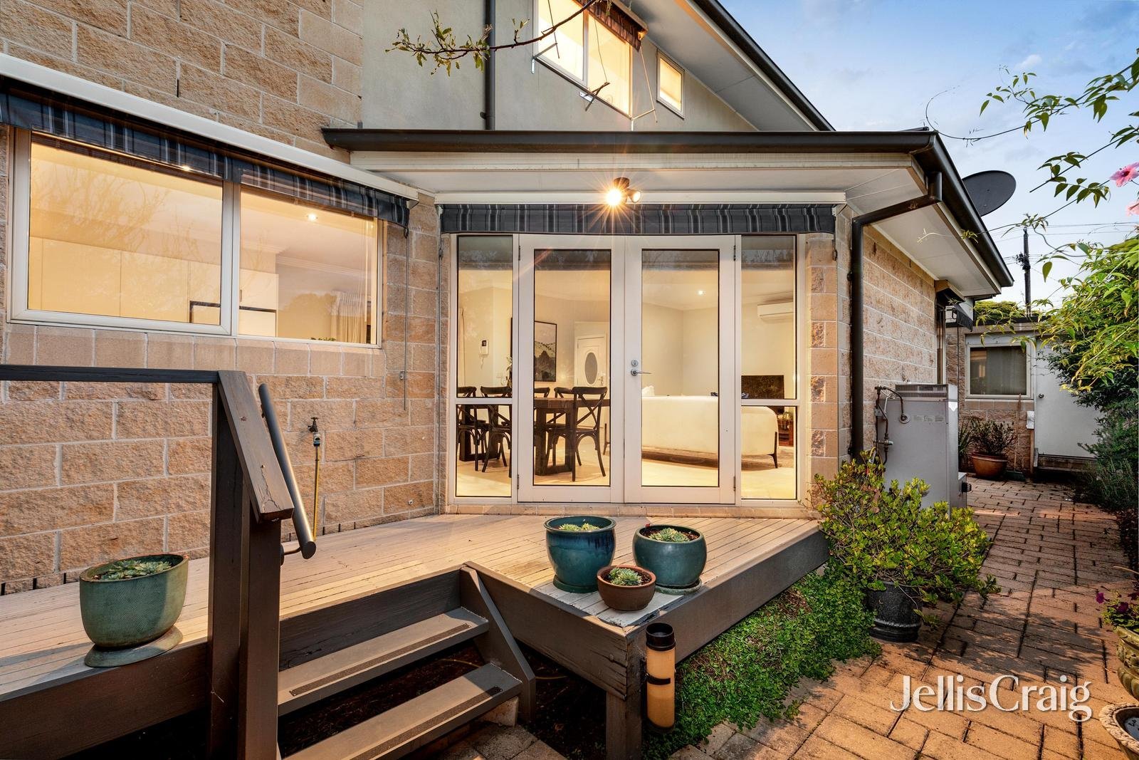 2/7 Cecil Street, Eltham image 4
