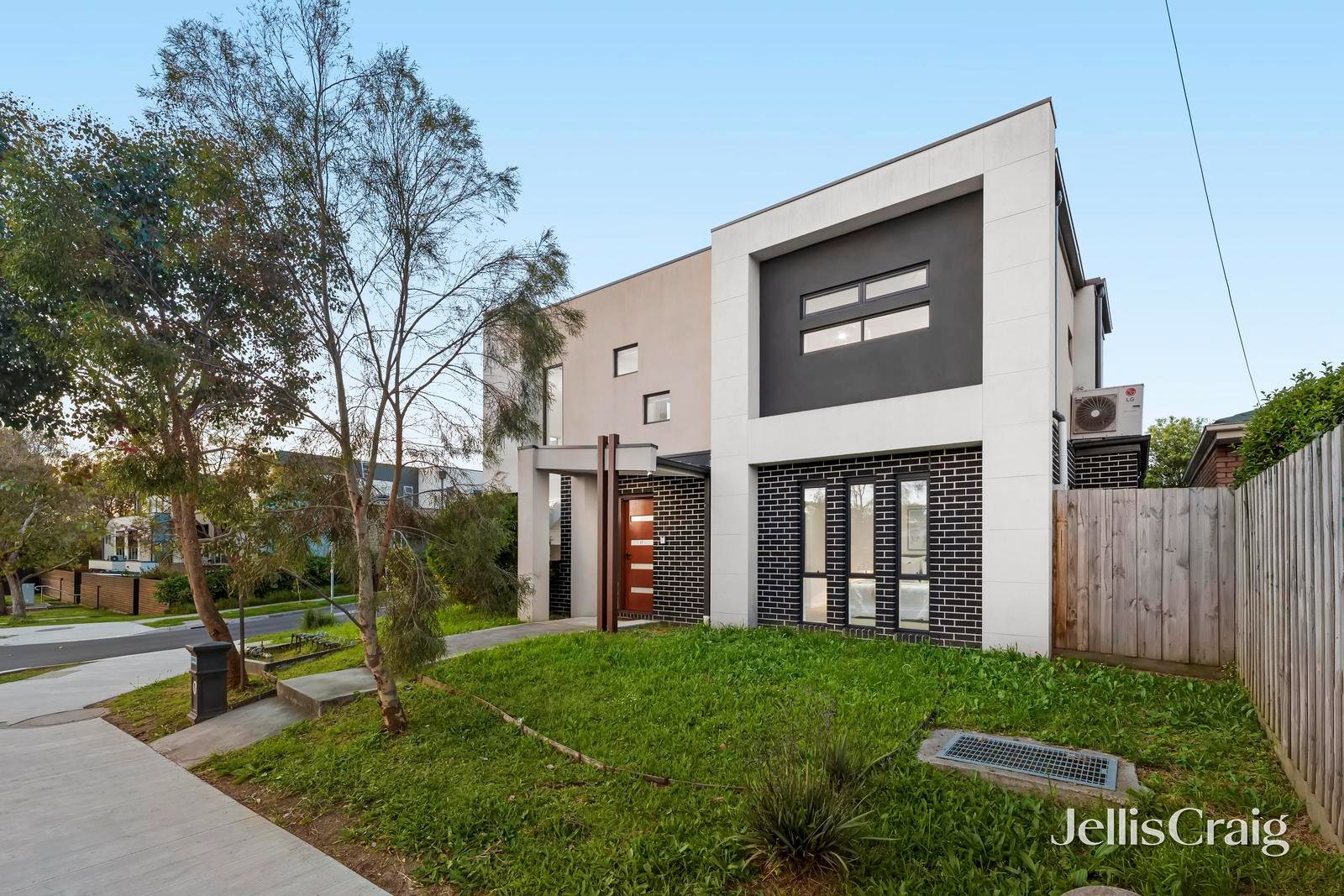 27 Chandler Road, Boronia image 1