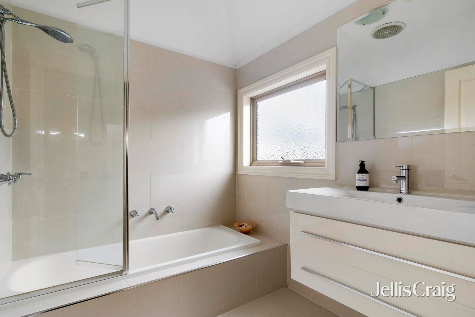 27 Charles Street, Preston image 6