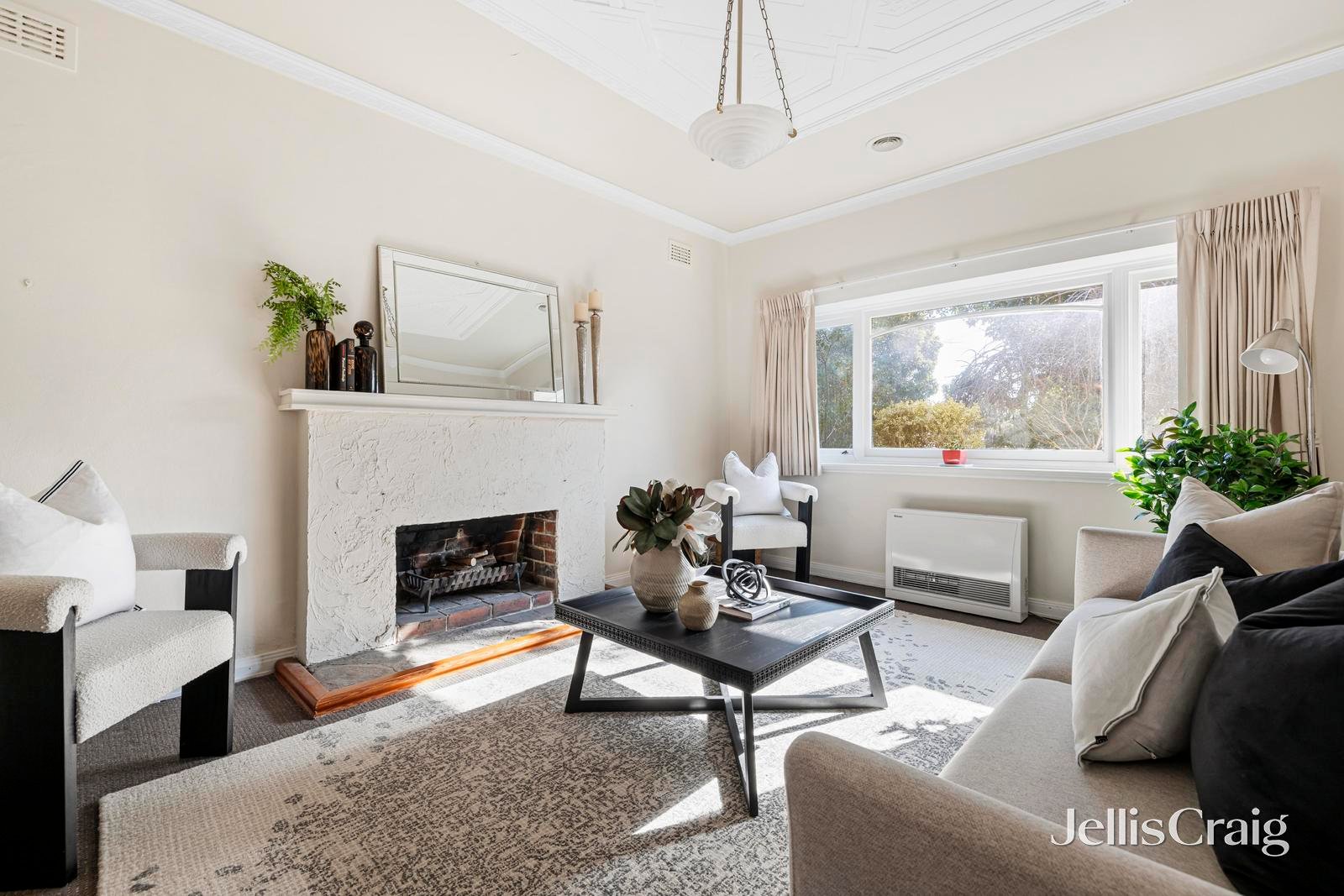 27 Charming Street, Hampton East image 2