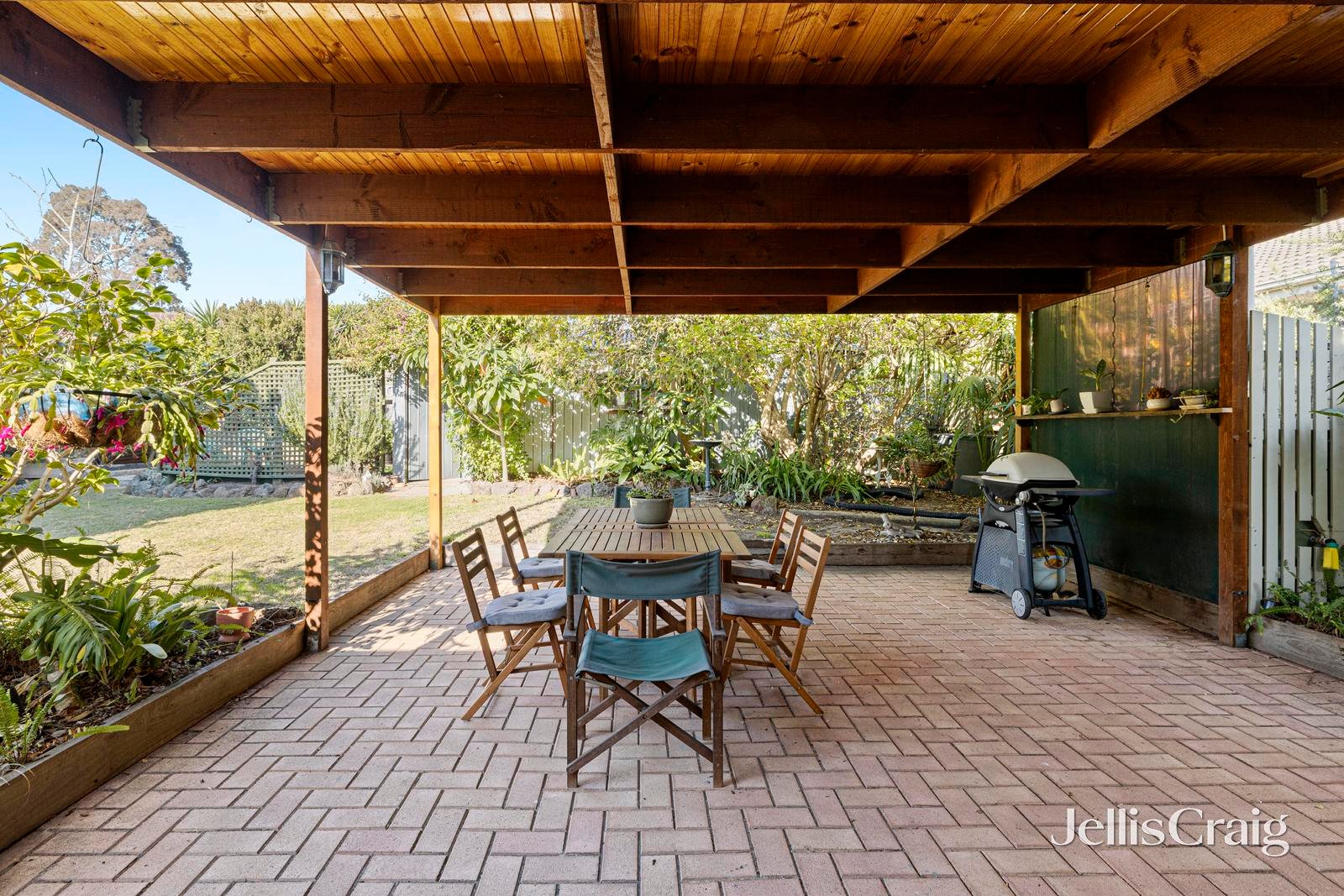 27 Charming Street, Hampton East image 14