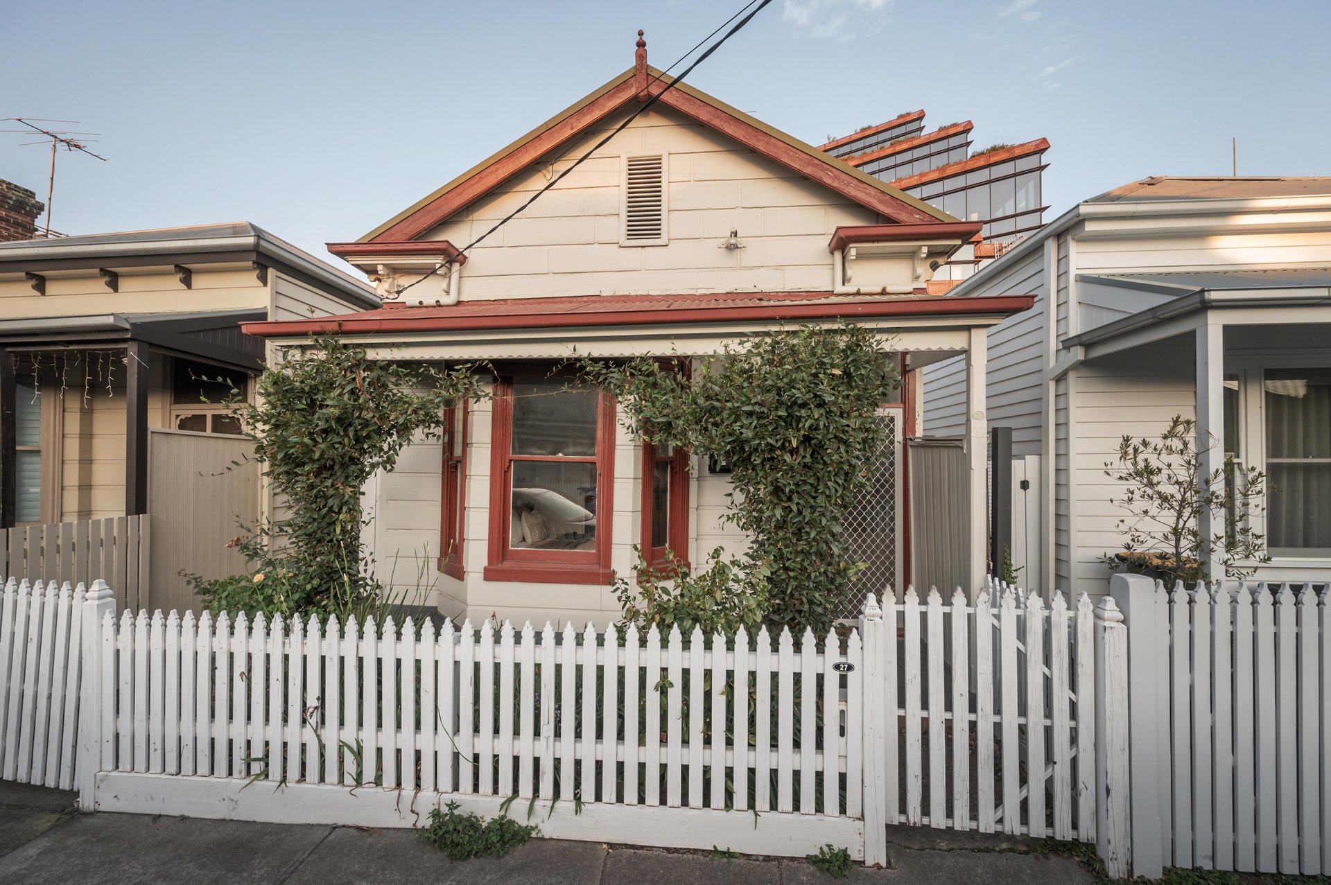 27 Chestnut Street, Cremorne image 2