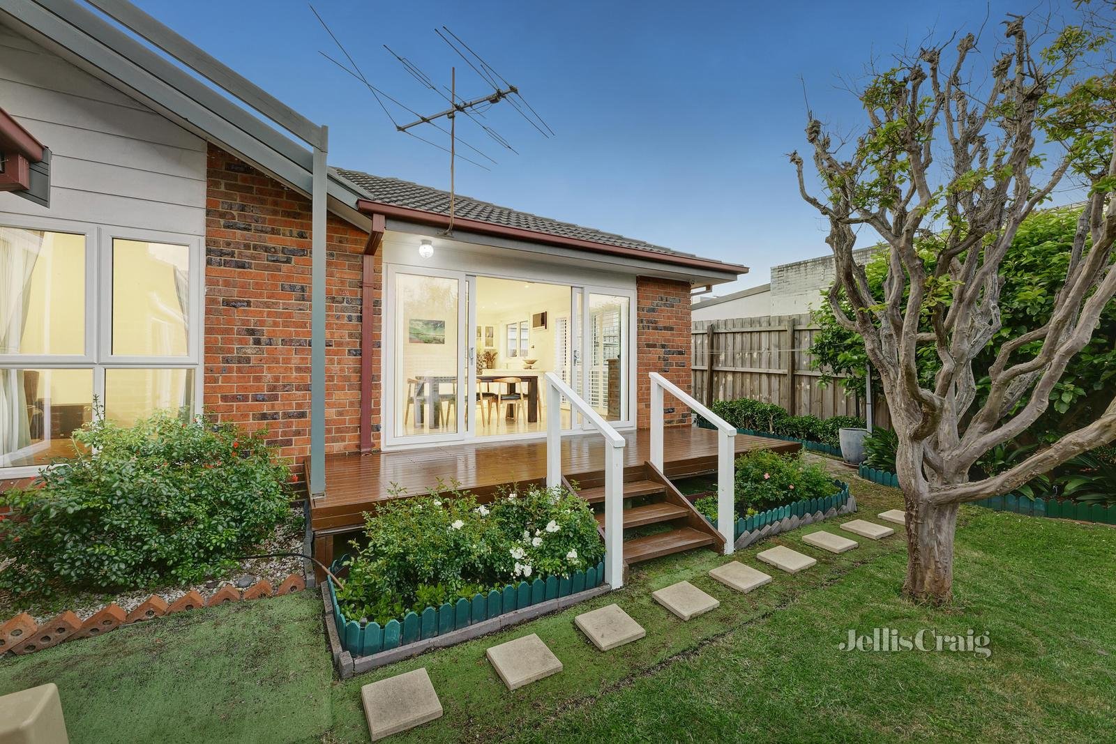 2/7 Church Street, Burwood image 10