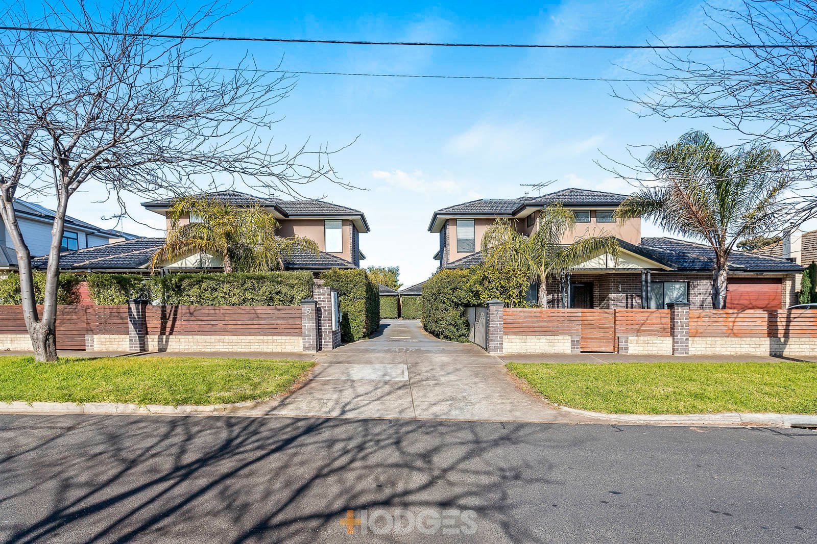 2 / 7 Clarendon Parade West Footscray