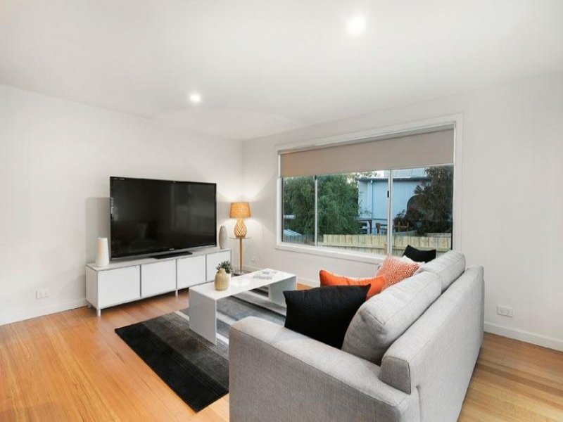 27 Cobham Road, Mitcham image 5