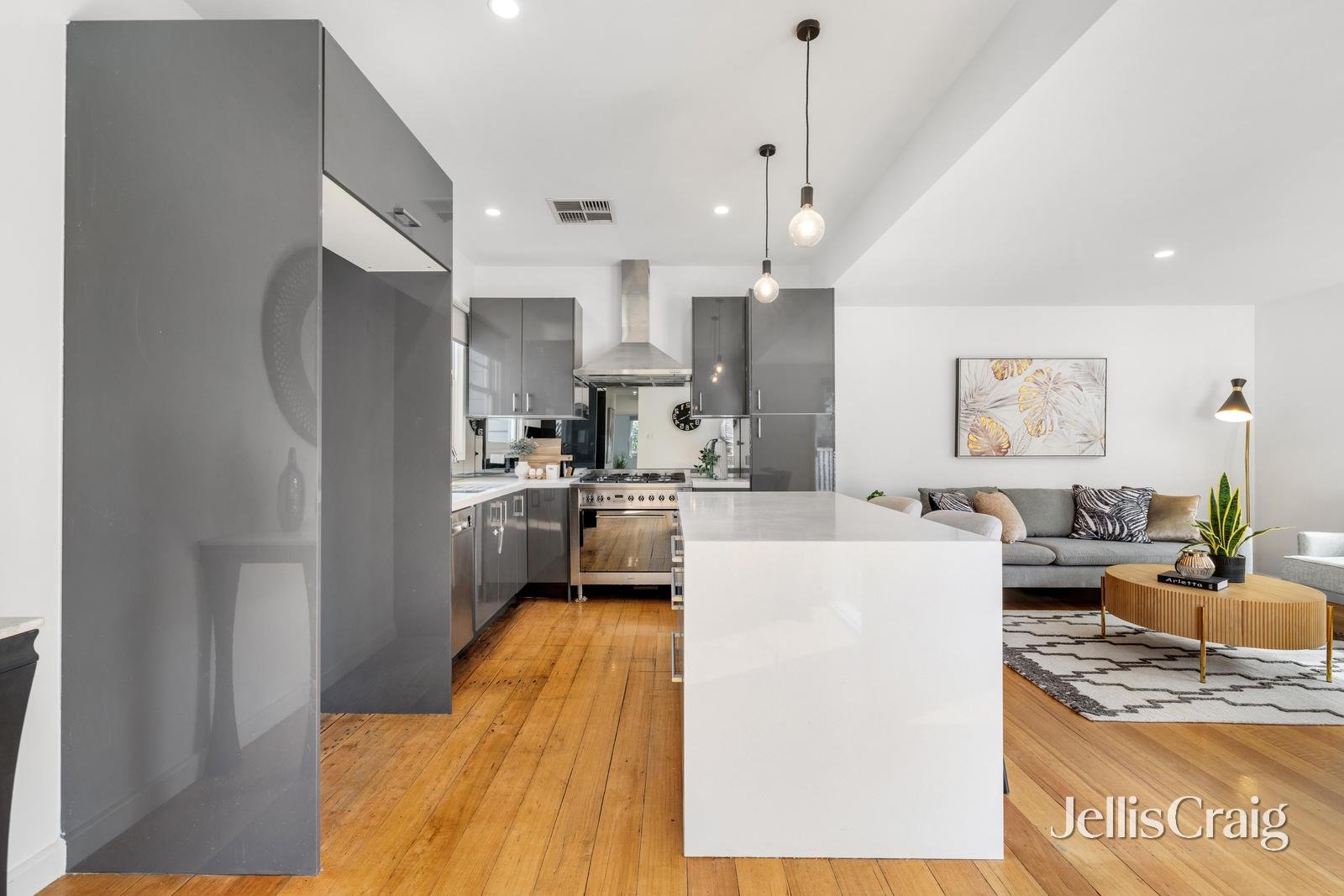 27 Cobham Street, Mitcham image 4