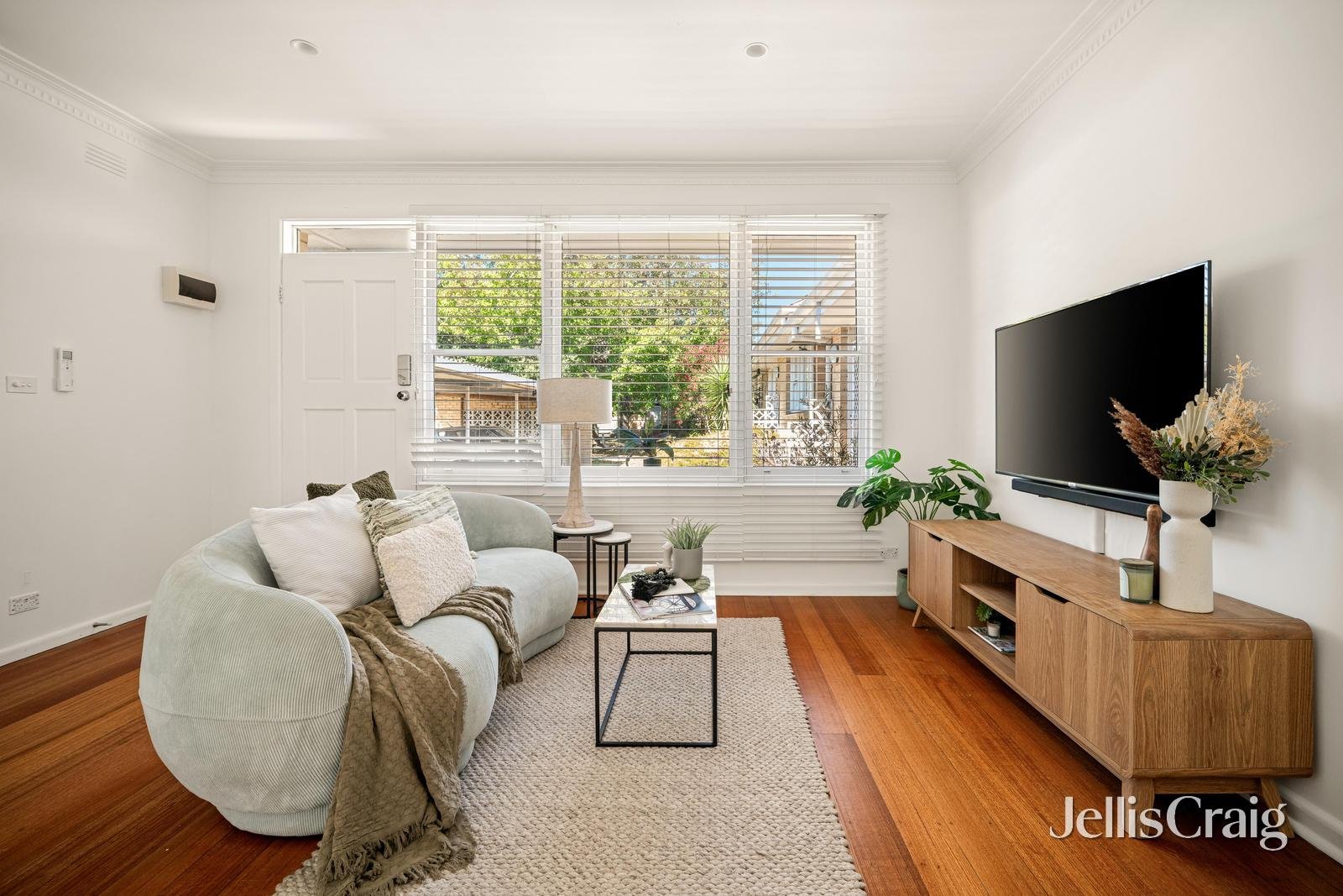 2/7 Como Parade East, Mentone image 3