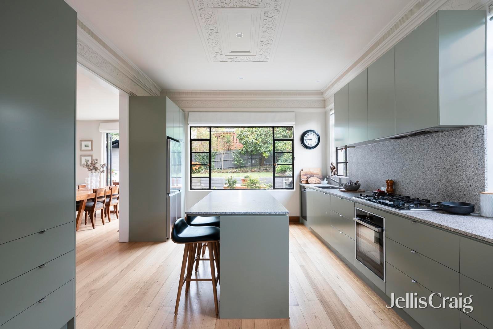 27 Constance Street, Hawthorn East image 6