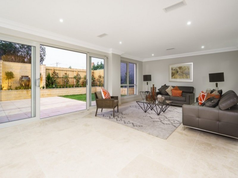27 Corby Street, Balwyn North image 8