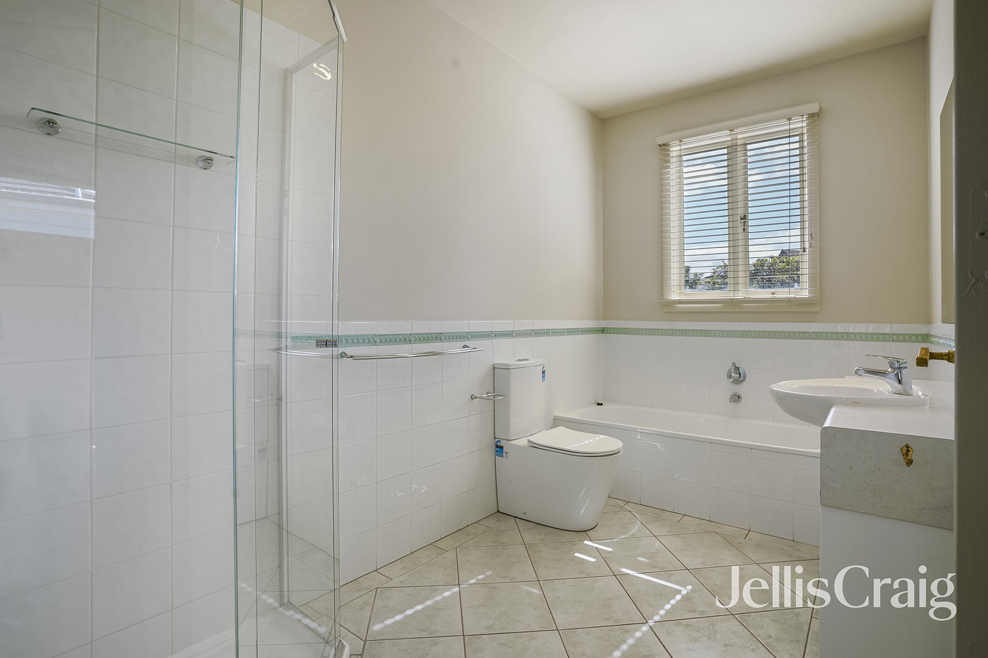 27 Cowper Street, Sandringham image 10
