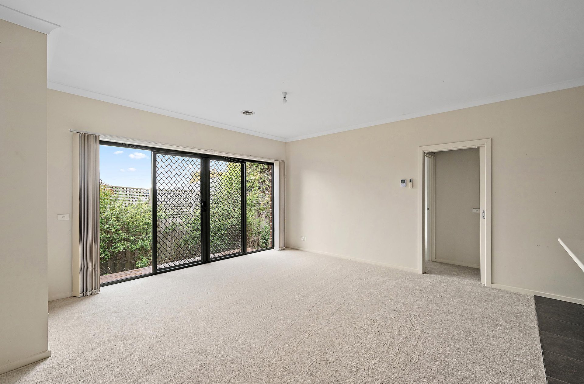 2/7 Crestway, Lilydale image 5