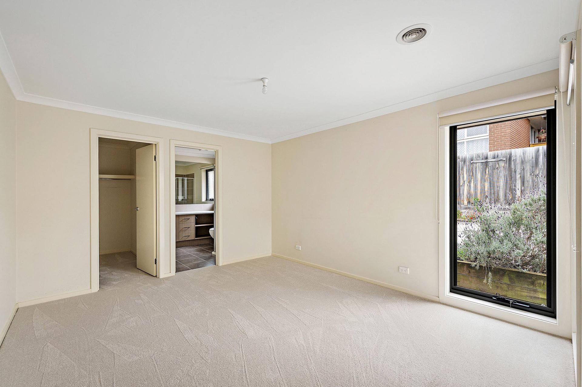 2/7 Crestway, Lilydale image 6