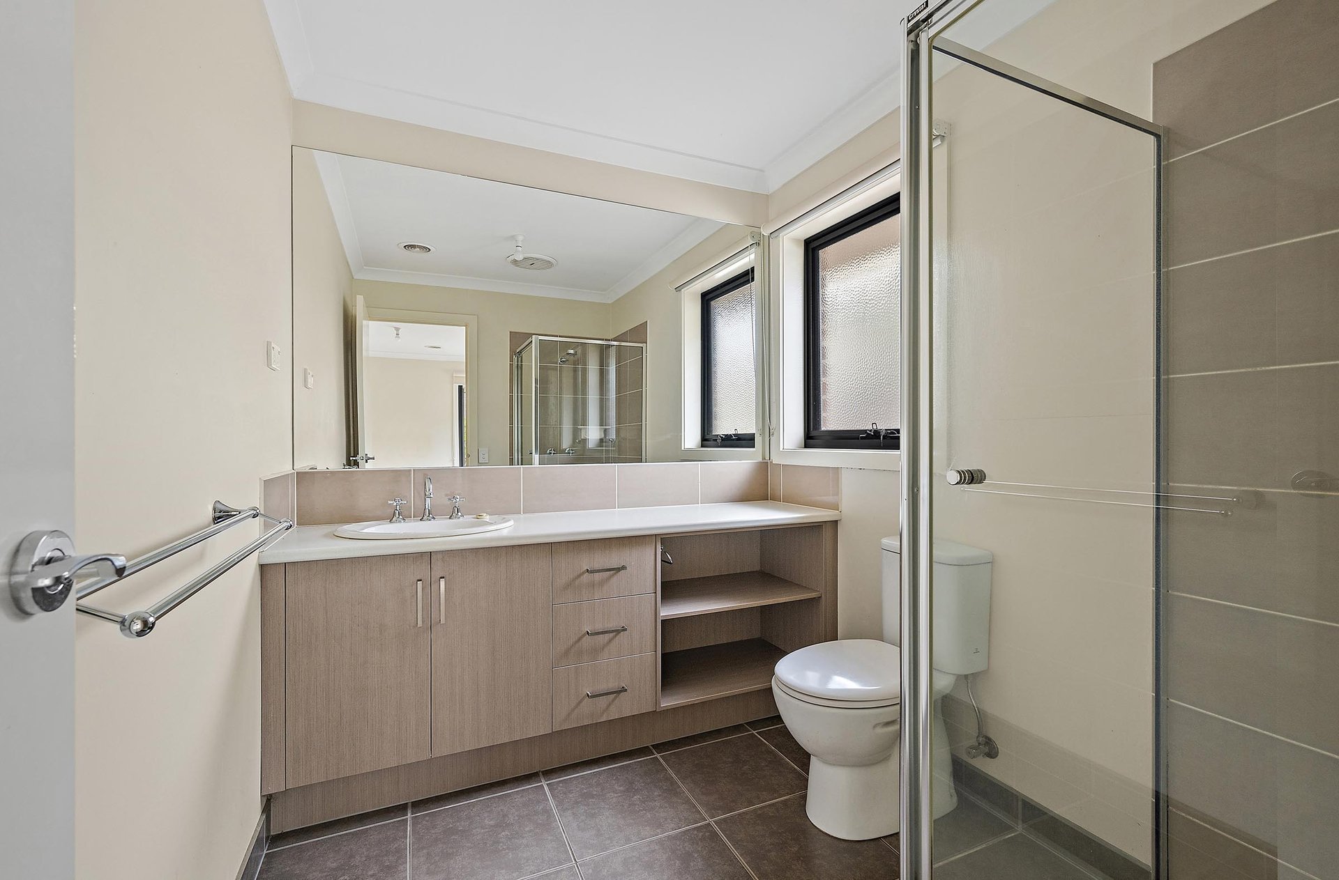 2/7 Crestway, Lilydale image 7