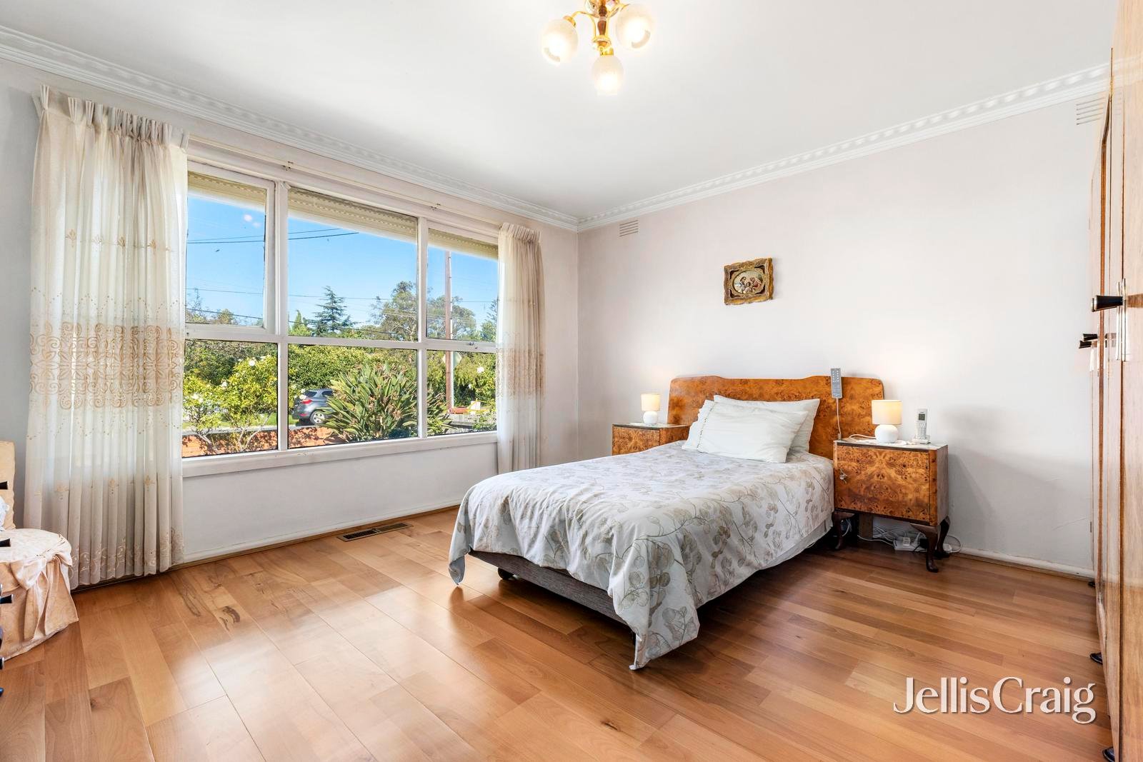 27 Cypress Avenue, Glen&nbsp;Waverley image 6