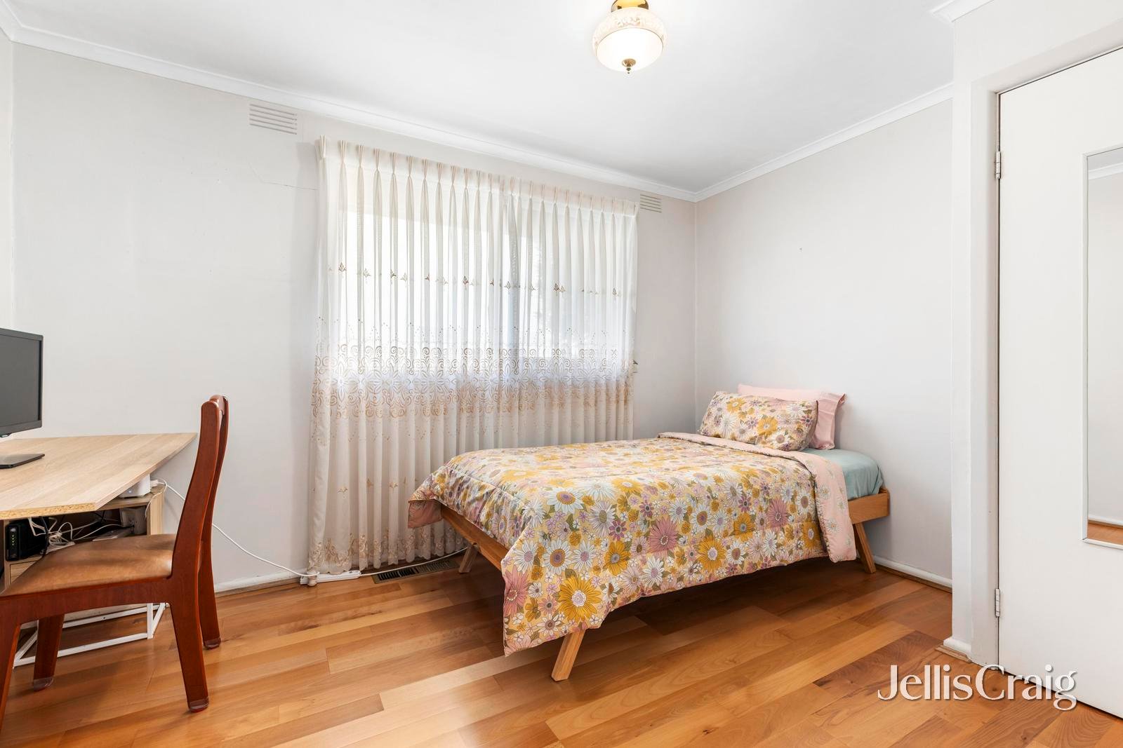 27 Cypress Avenue, Glen&nbsp;Waverley image 9