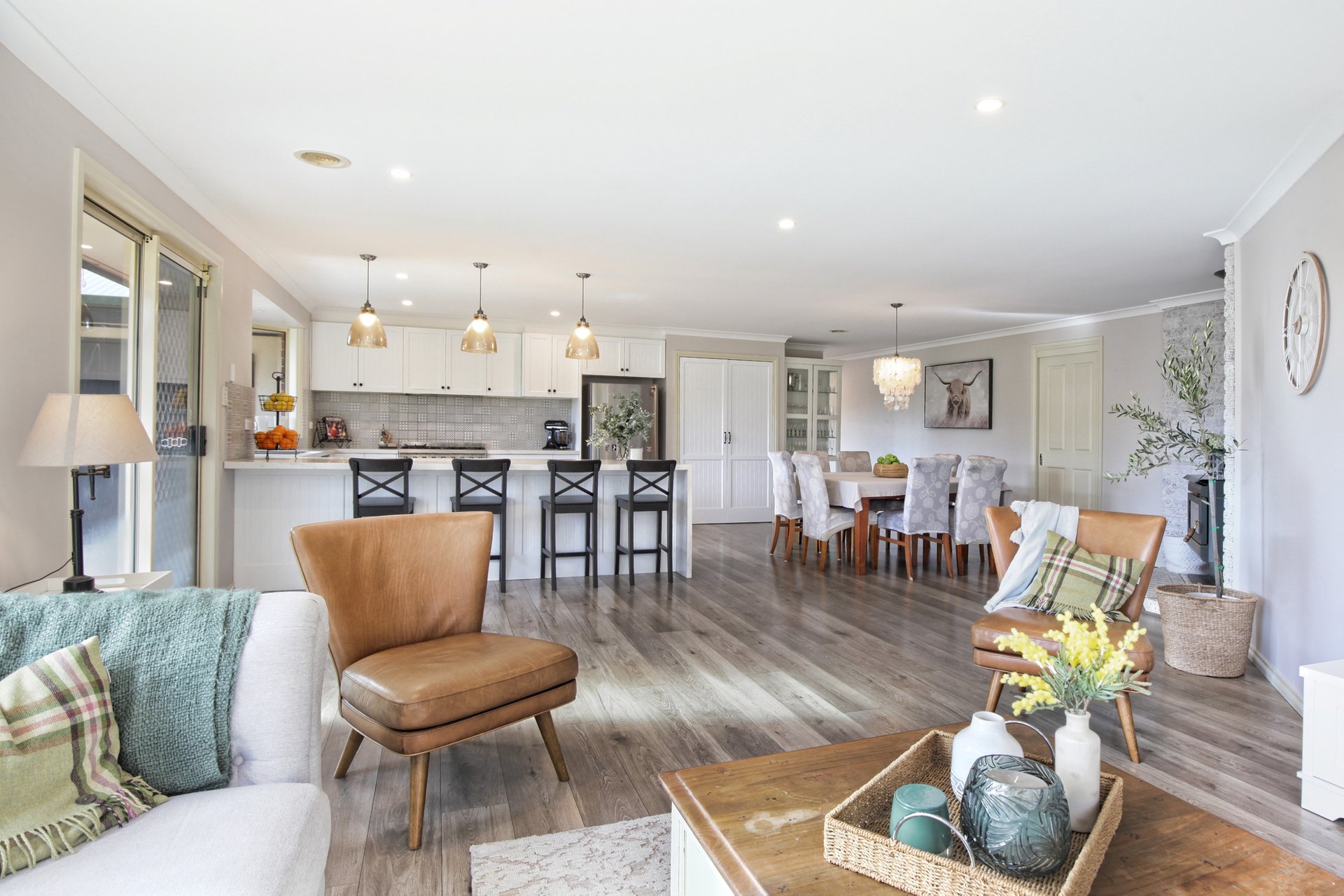 Property Gallery Thumbnail 3