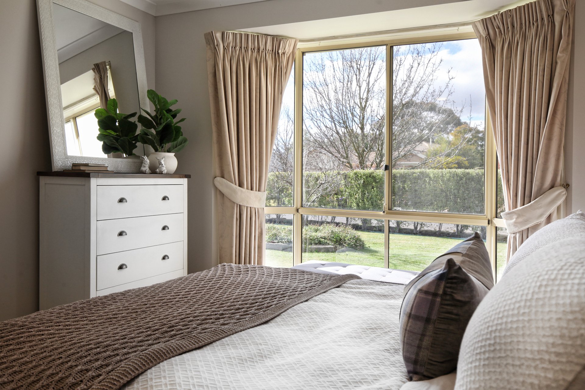 Property Gallery Thumbnail 12