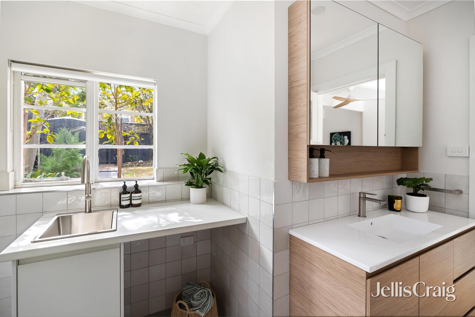 27 Davies Street, Malvern East image 9
