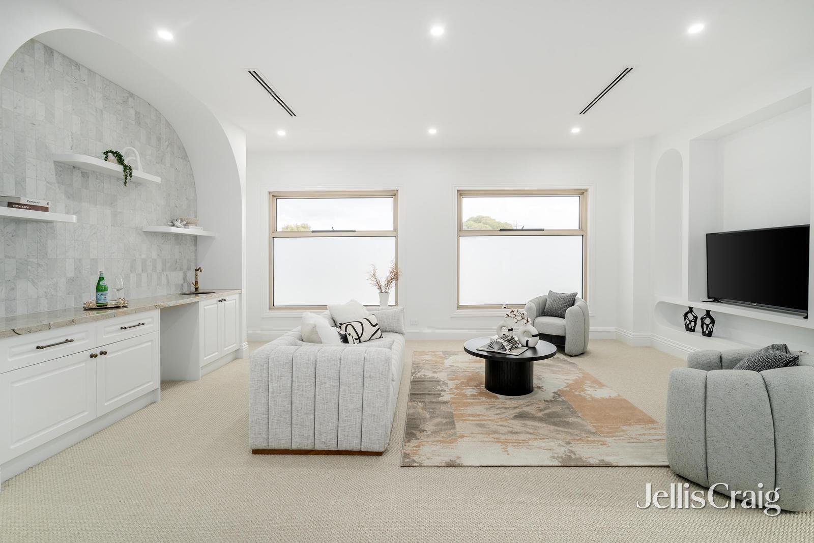 27 Delmore Crescent, Glen Waverley image 13