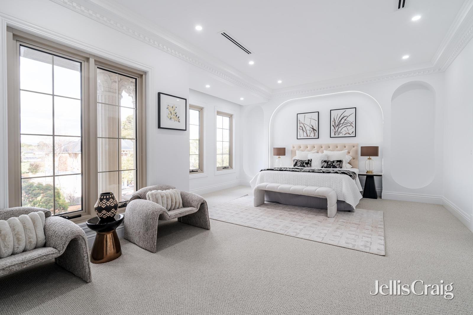 27 Delmore Crescent, Glen Waverley image 14