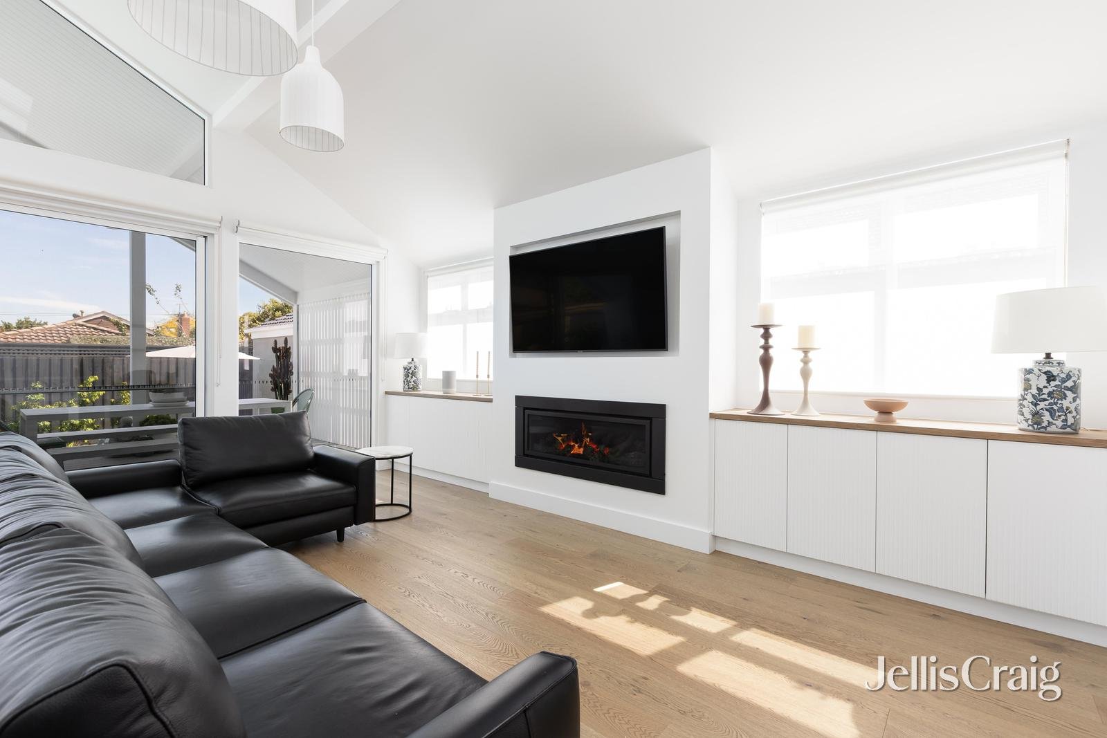 27 Eddys Grove, Bentleigh image 11